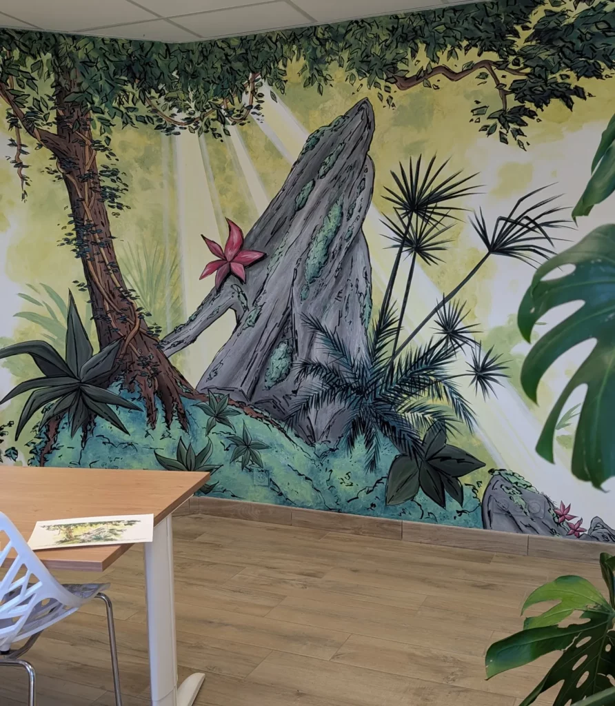 fresque murale en entreprise, décor mural de bureau tropical peint par S. Ferandez dans le Morbihan